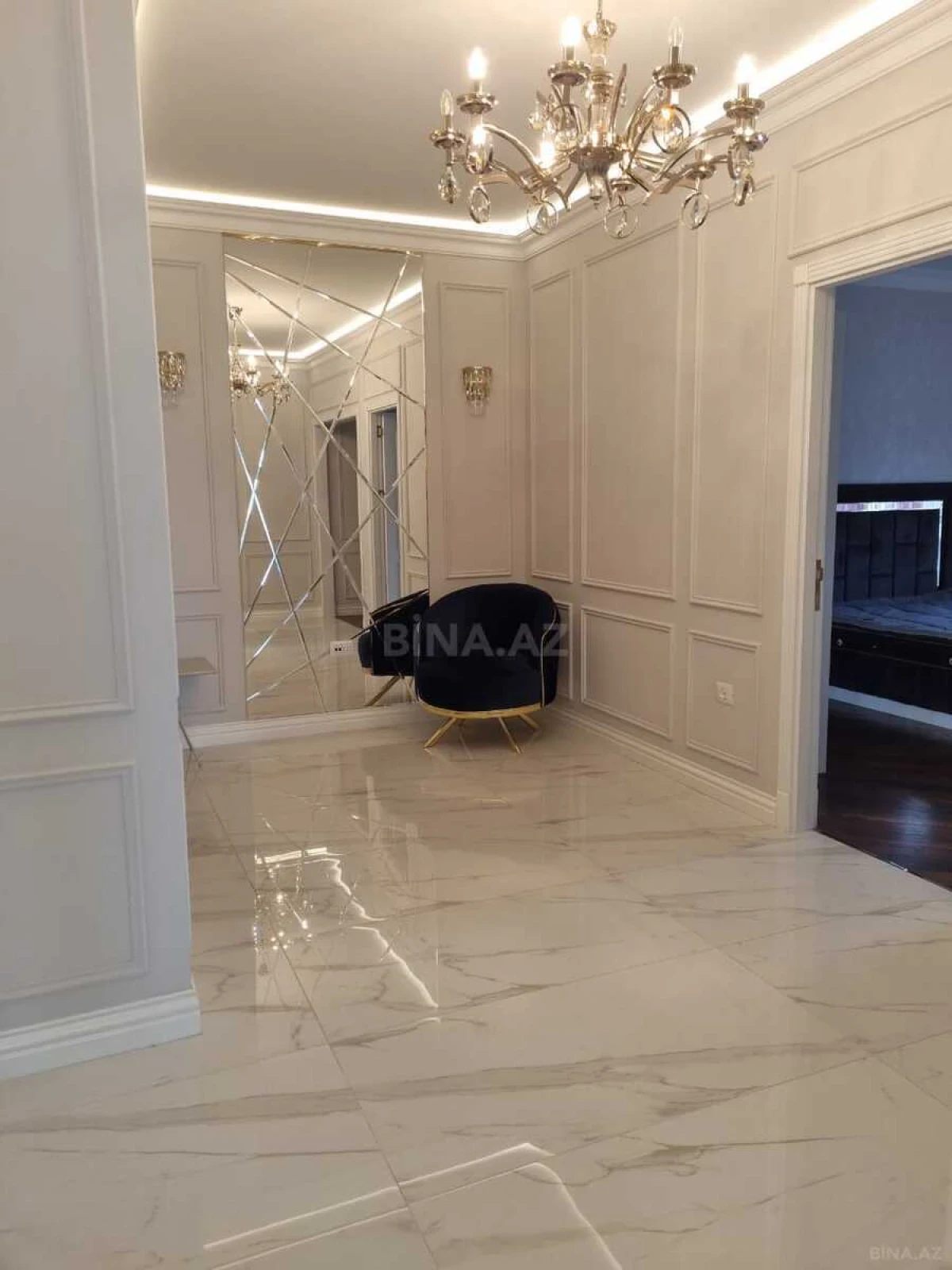 Kirayə verilir 3 otaqlı mənzil 145 m²