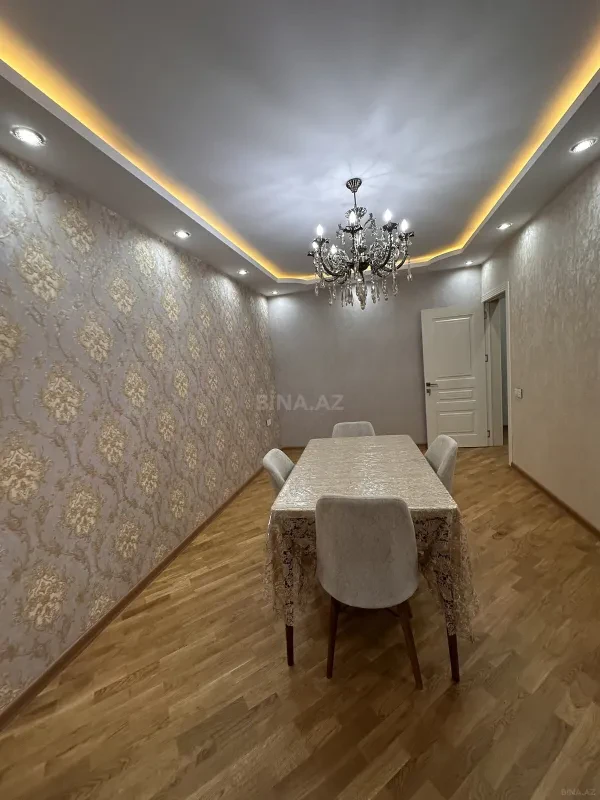 Satılır 2 otaqlı mənzil 65 m²