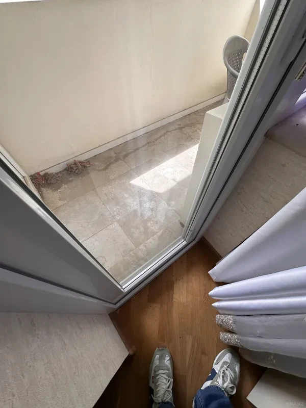 Satılır 2 otaqlı mənzil 65 m²
