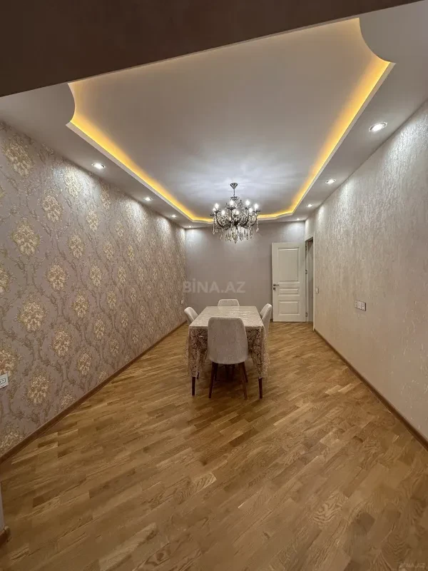 Satılır 2 otaqlı mənzil 65 m²