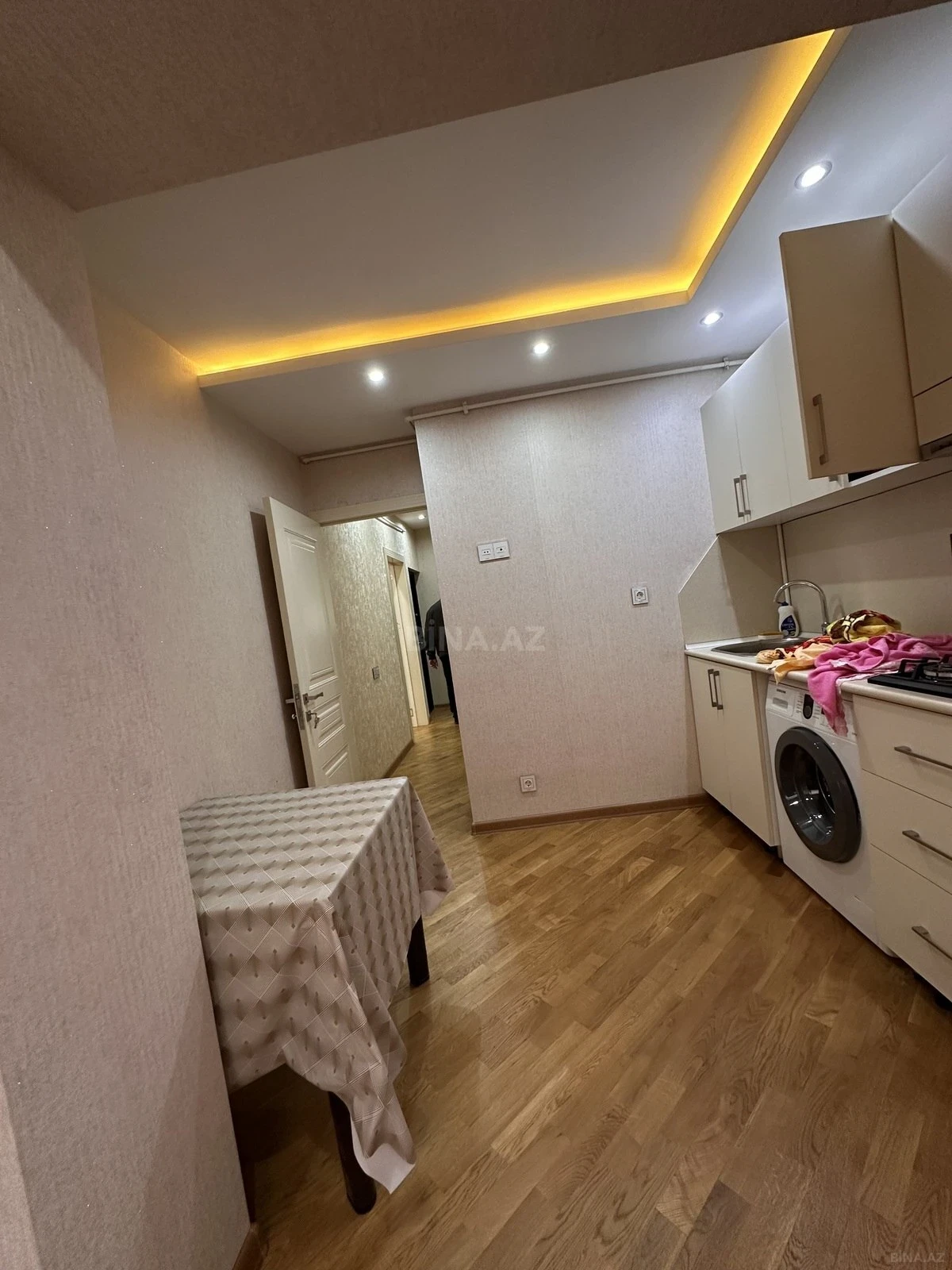 Satılır 2 otaqlı mənzil 65 m²