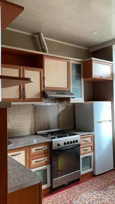 Satılır 2 otaqlı mənzil 100 m²