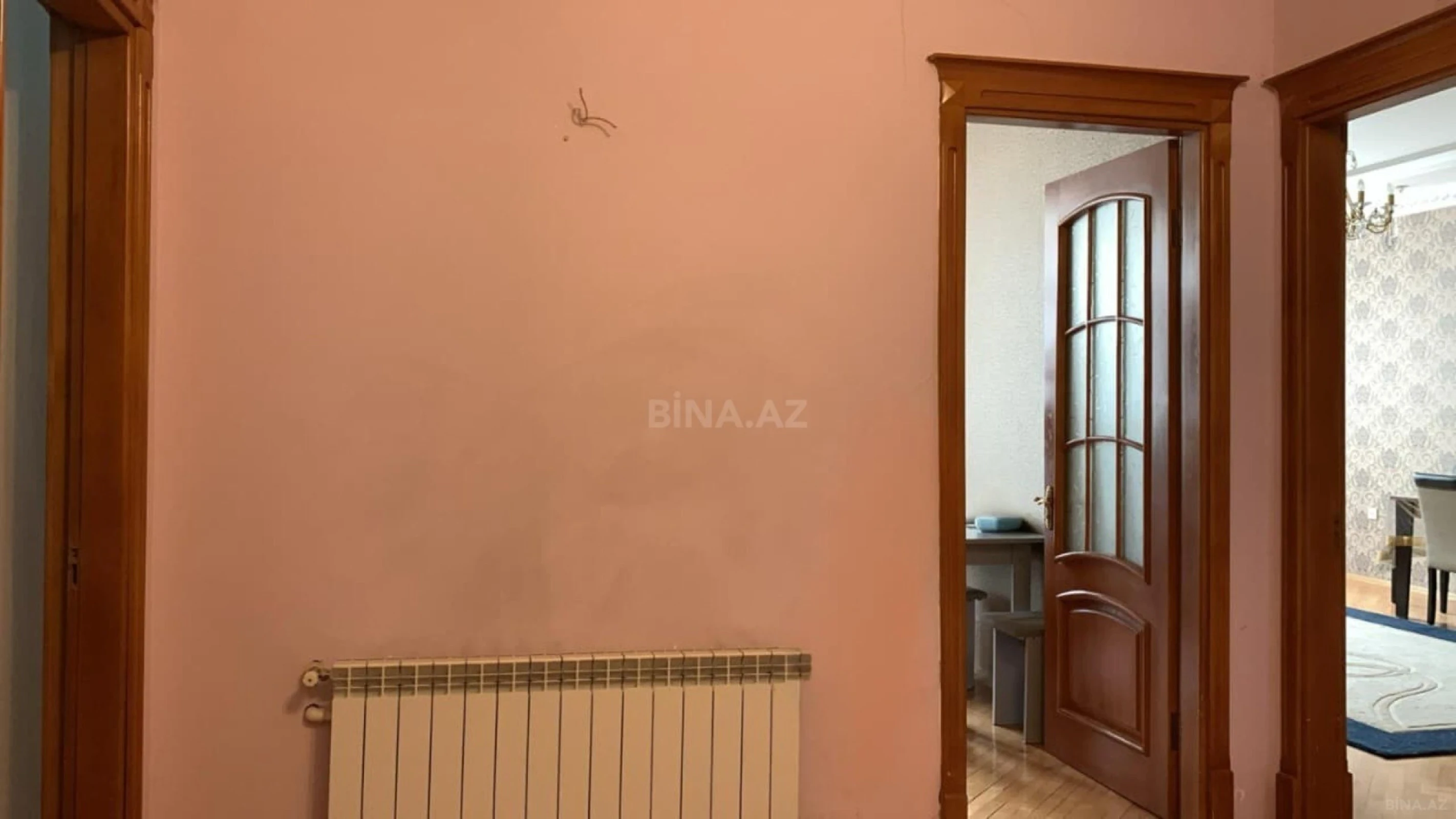 Satılır 2 otaqlı mənzil 100 m²