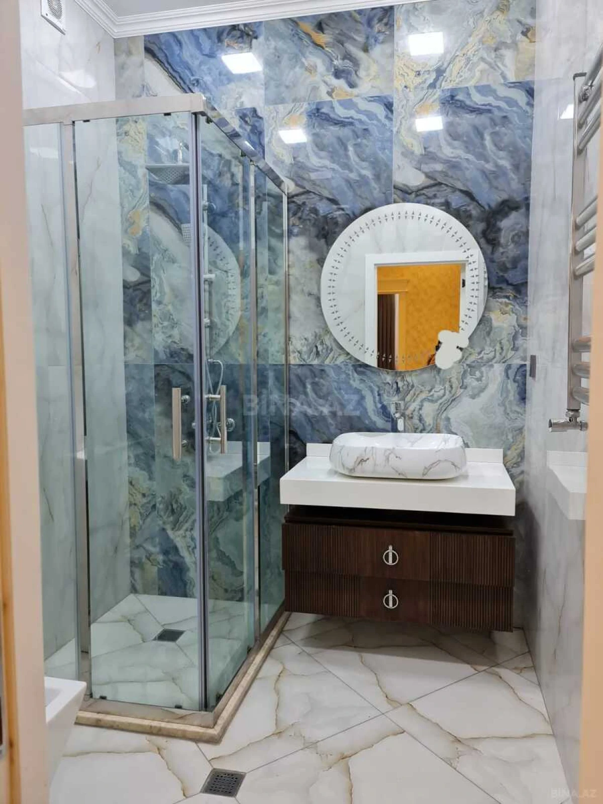 Satılır 3 otaqlı mənzil 116 m²