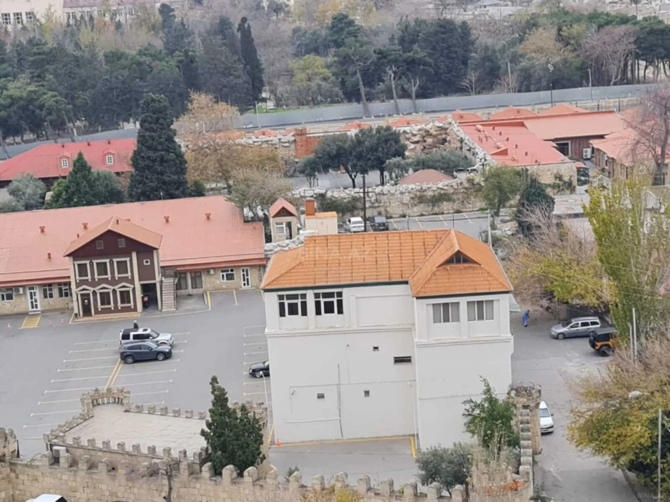 Satılır 3 otaqlı mənzil 116 m²