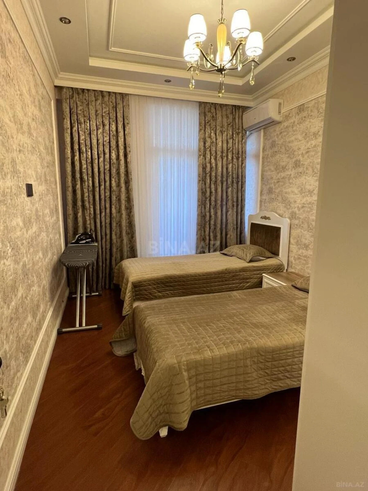 Satılır 3 otaqlı mənzil 116 m²
