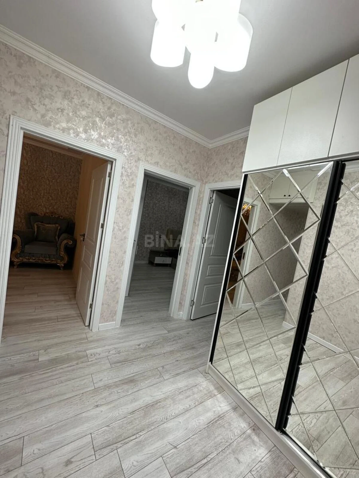 Satılır 3 otaqlı mənzil 80 m²