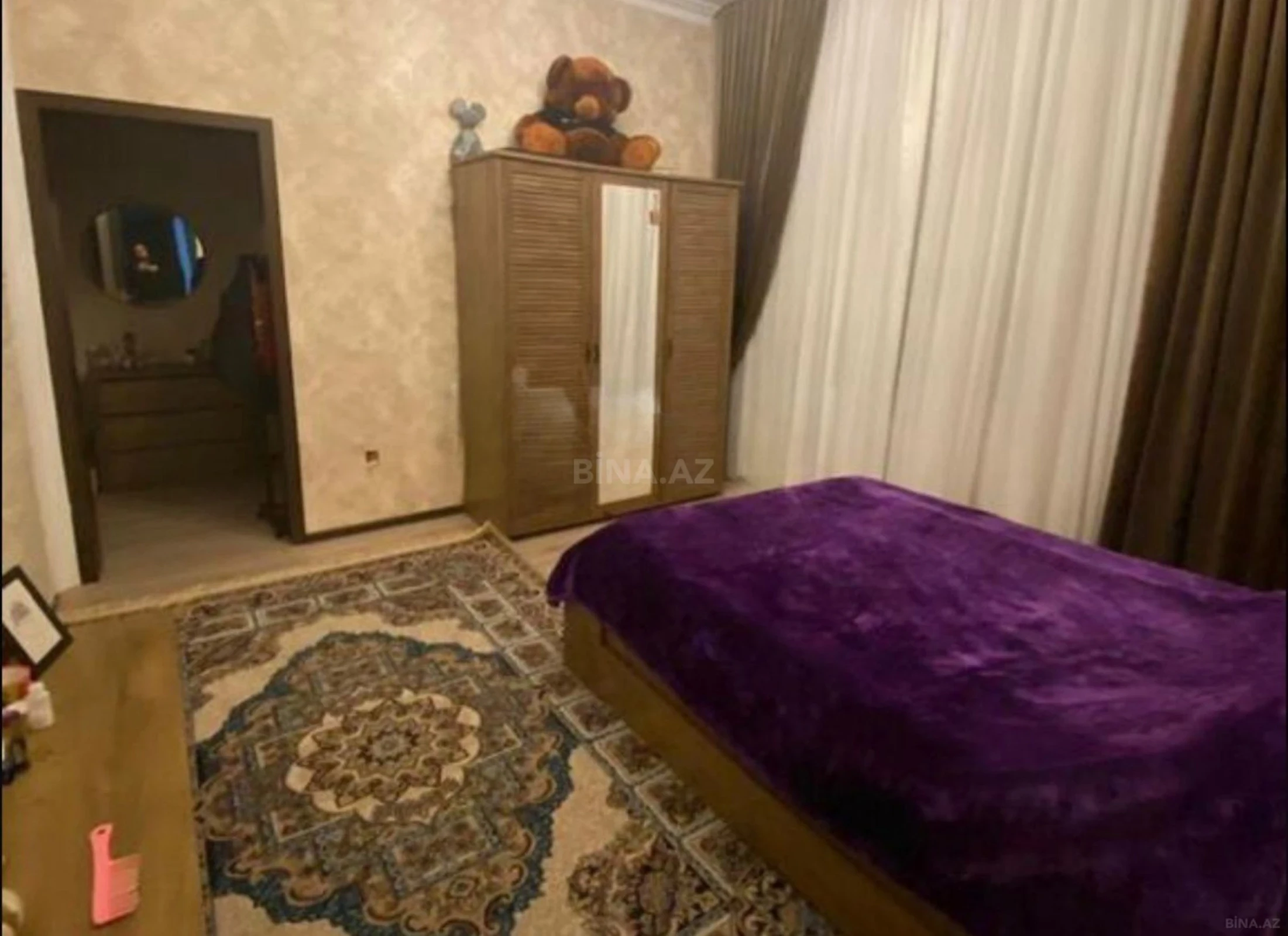 Satılır 6 otaqlı həyət evi 250 m²