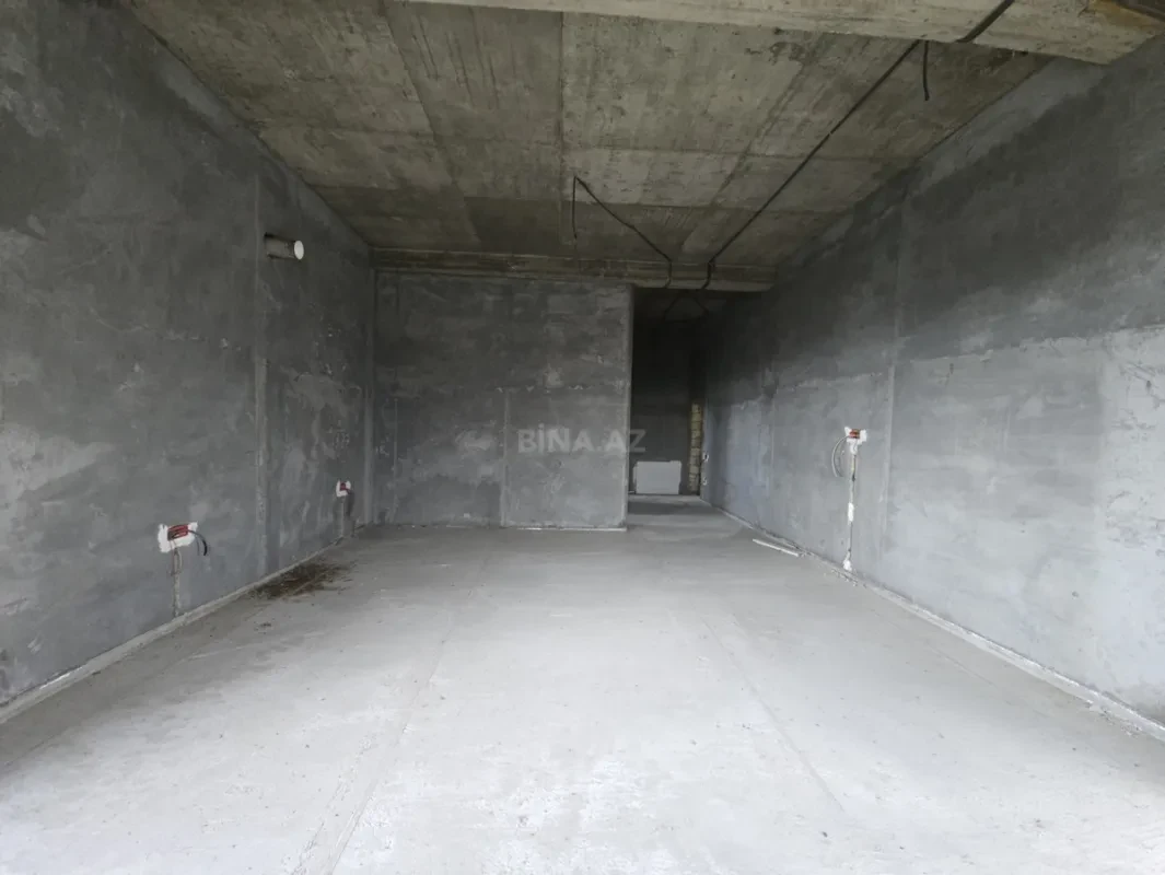 Satılır 5 otaqlı həyət evi 400 m²
