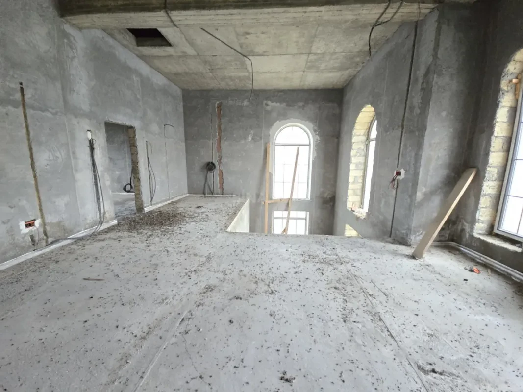 Satılır 5 otaqlı həyət evi 400 m²