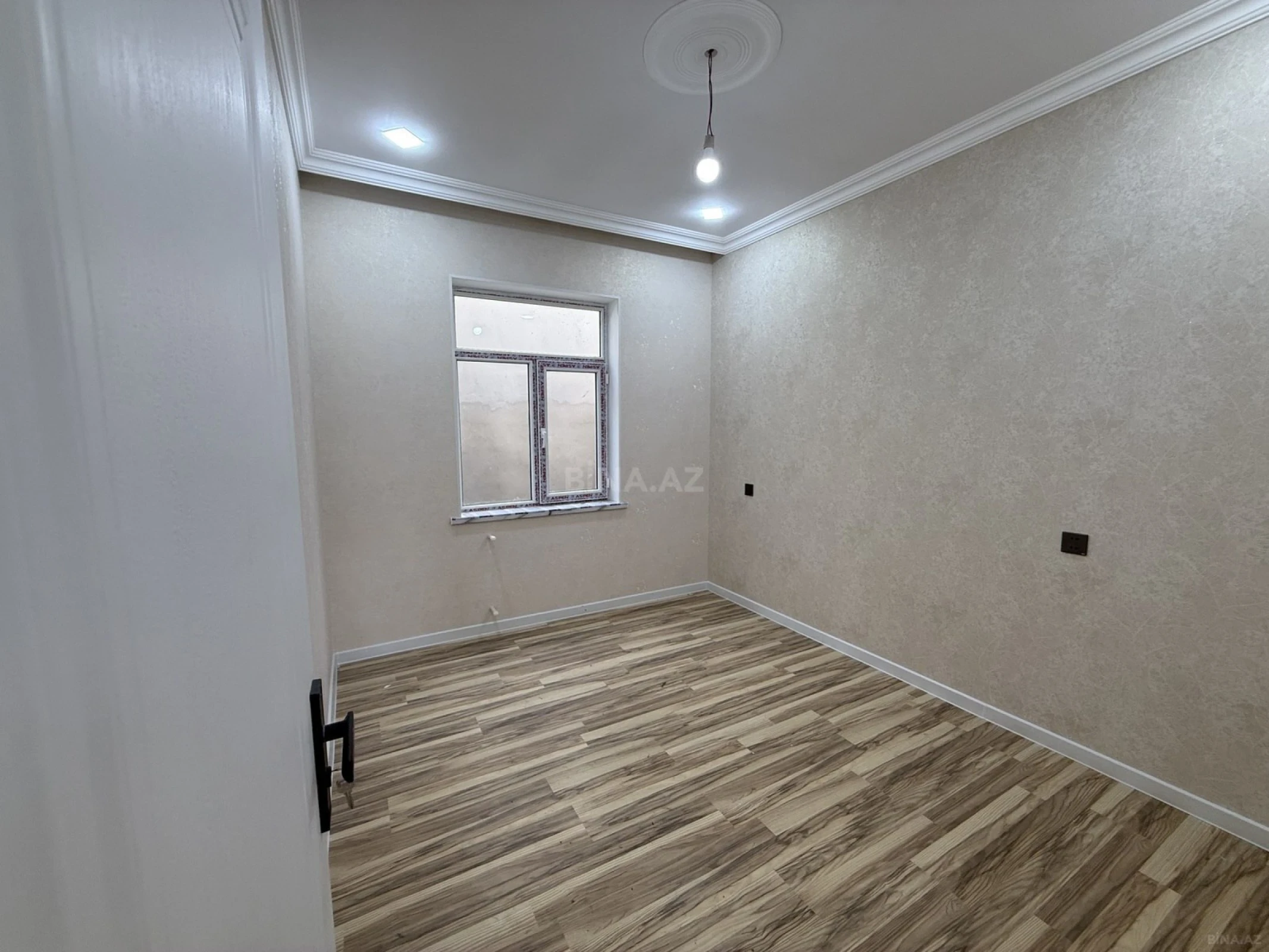 Satılır 3 otaqlı həyət evi 70 m²