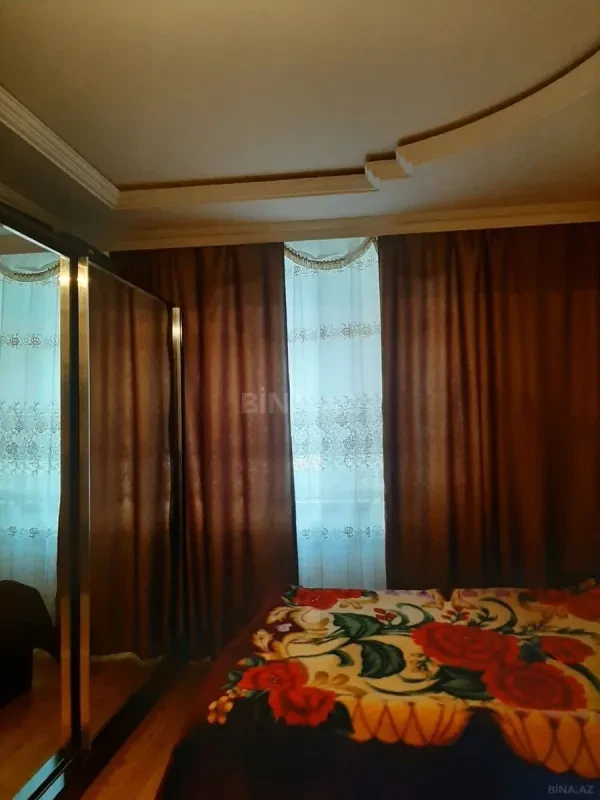 Satılır 2 otaqlı mənzil 67 m²