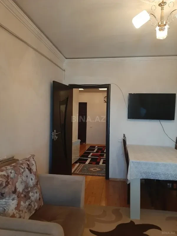Satılır 2 otaqlı mənzil 67 m²