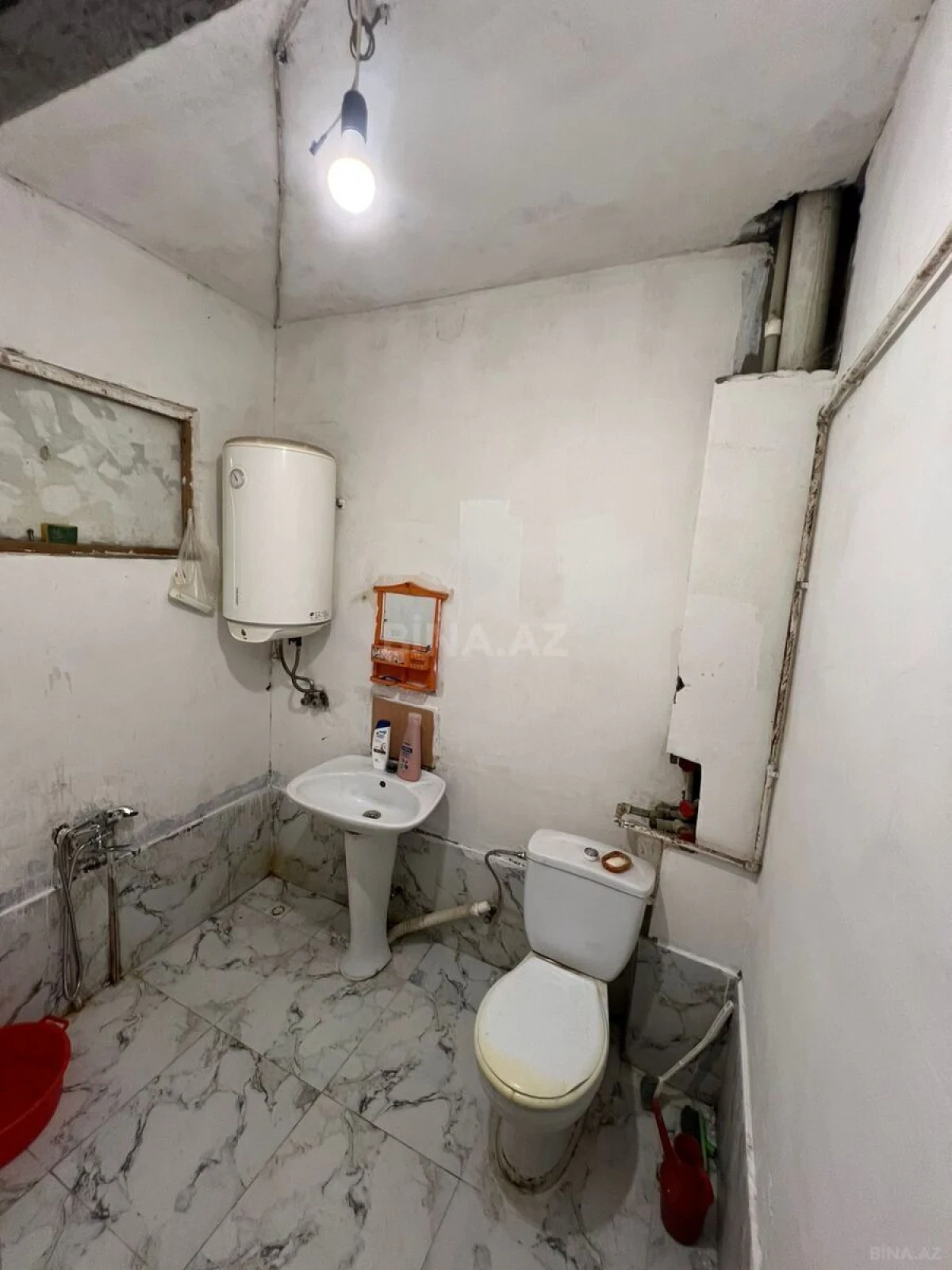 Kirayə verilir 2 otaqlı mənzil 75 m²
