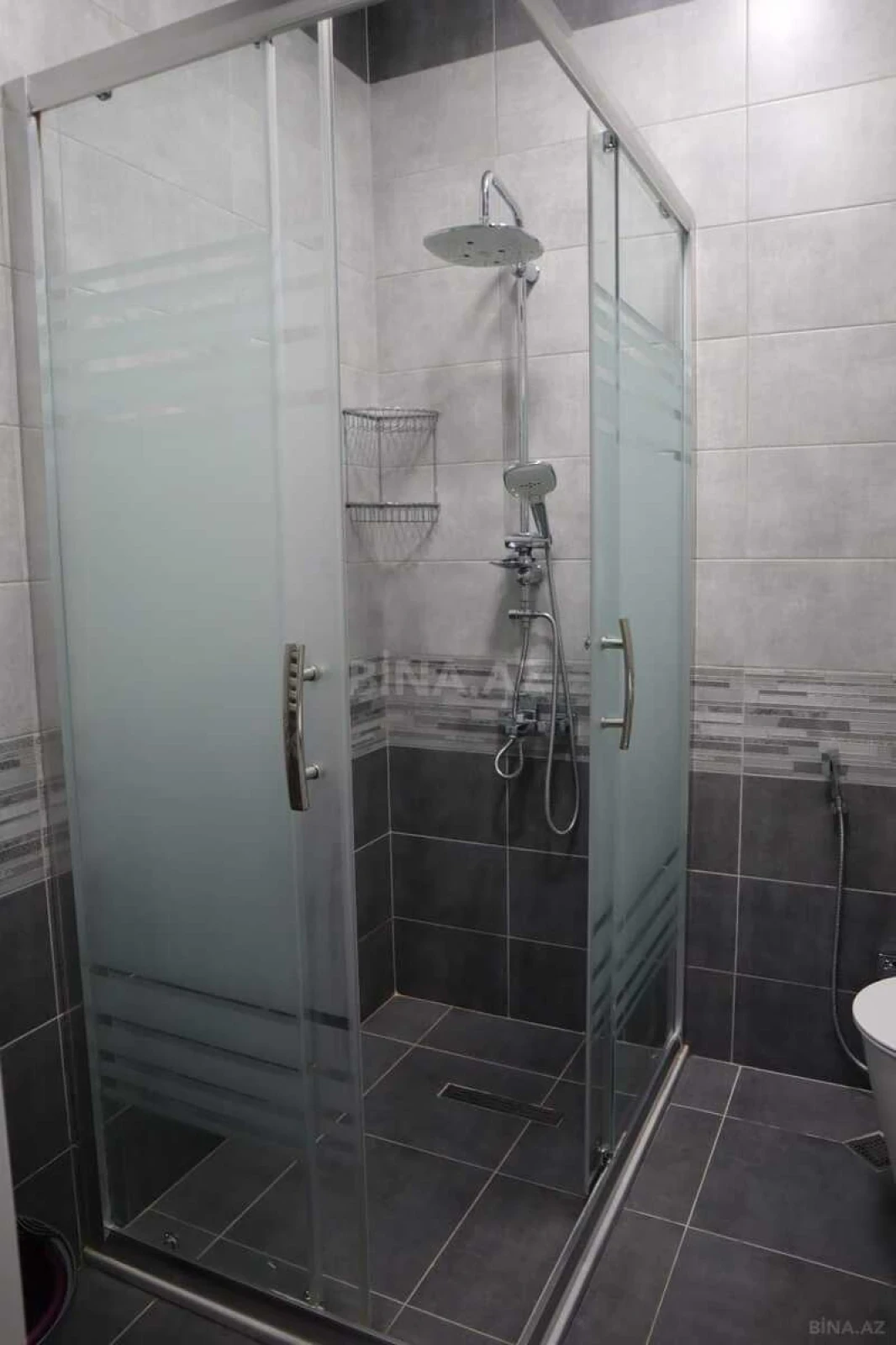 Kirayə verilir 3 otaqlı mənzil 115 m²