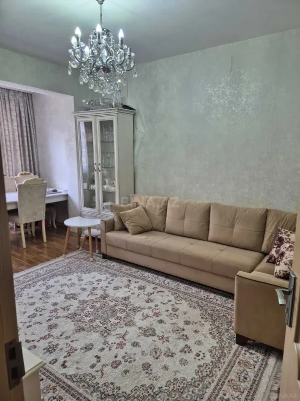 Satılır 2 otaqlı mənzil 52 m²