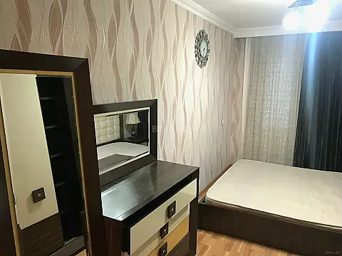 Kirayə verilir 3 otaqlı mənzil 55 m²