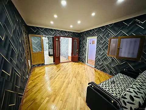 Kirayə verilir 3 otaqlı ofis 80 m²