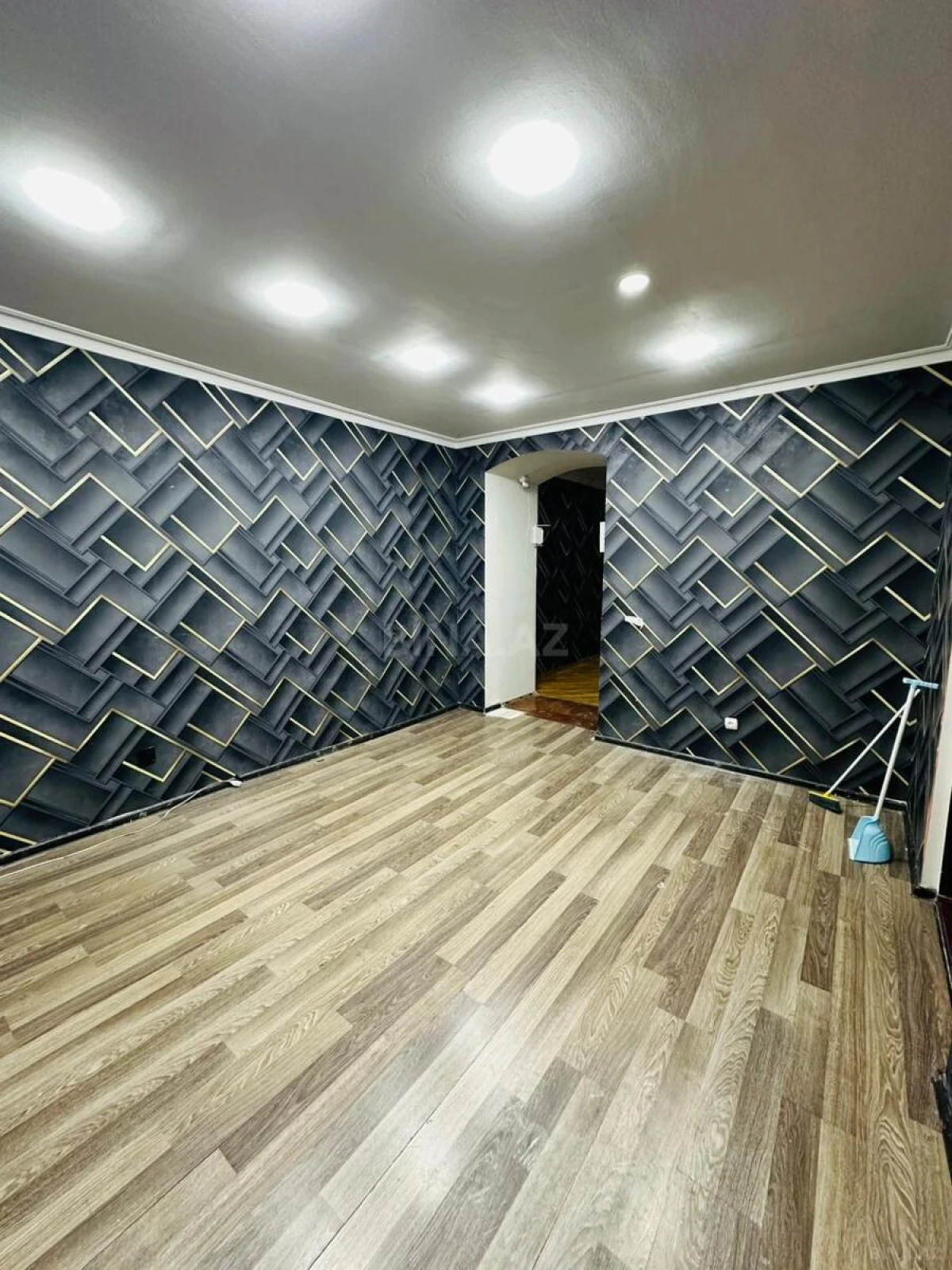Kirayə verilir 3 otaqlı ofis 80 m²