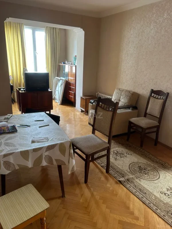 Kirayə verilir 2 otaqlı mənzil 50 m²