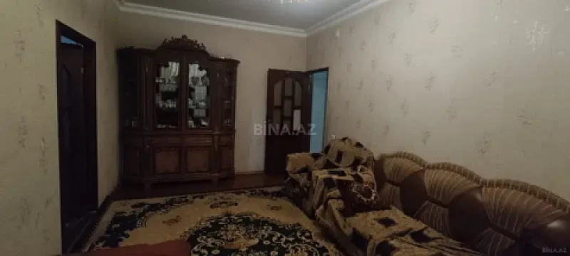 Satılır 5 otaqlı mənzil 125 m²