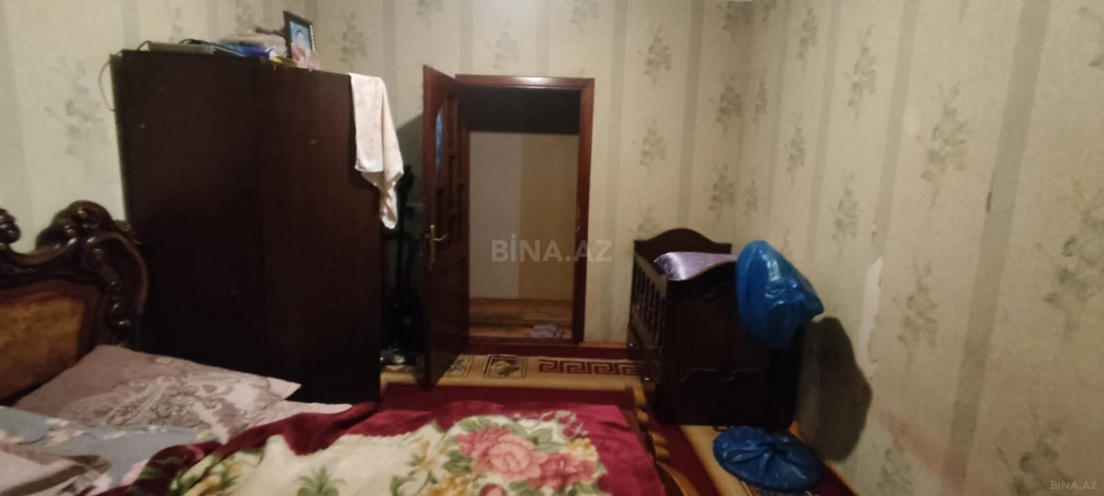 Satılır 5 otaqlı mənzil 125 m²
