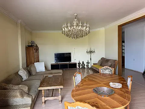 Satılır 4 otaqlı mənzil 178 m² — Bakı 4 otaq 178.00 m²