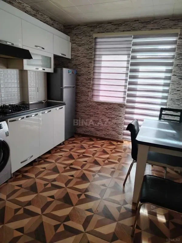 Kirayə verilir 2 otaqlı mənzil 57 m²