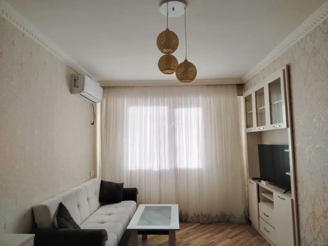 Kirayə verilir 2 otaqlı mənzil 57 m²