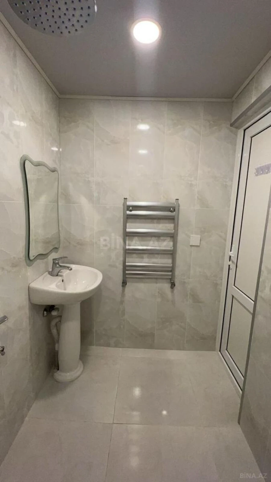 Kirayə verilir 3 otaqlı mənzil 65 m²