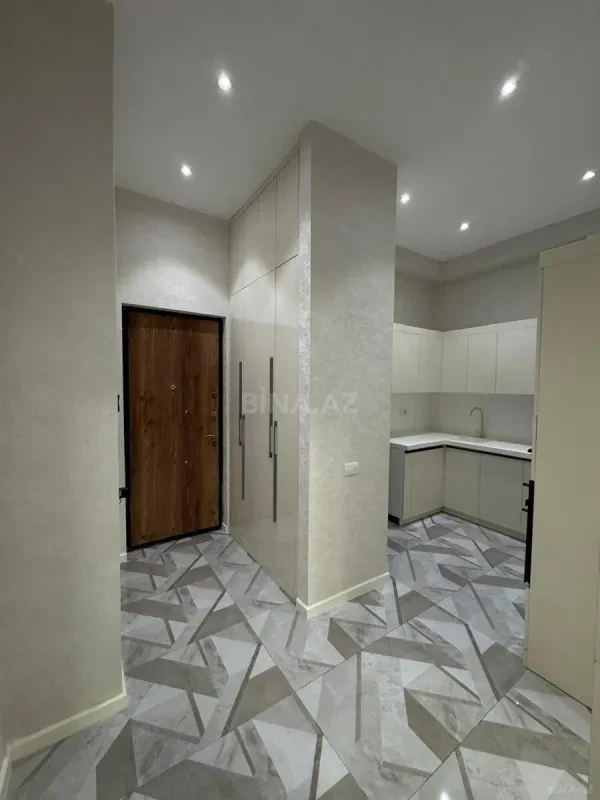 Kirayə verilir 2 otaqlı mənzil 75 m²