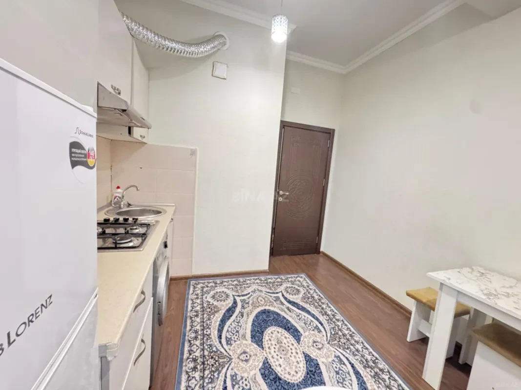 Satılır 1 otaqlı mənzil 45 m²