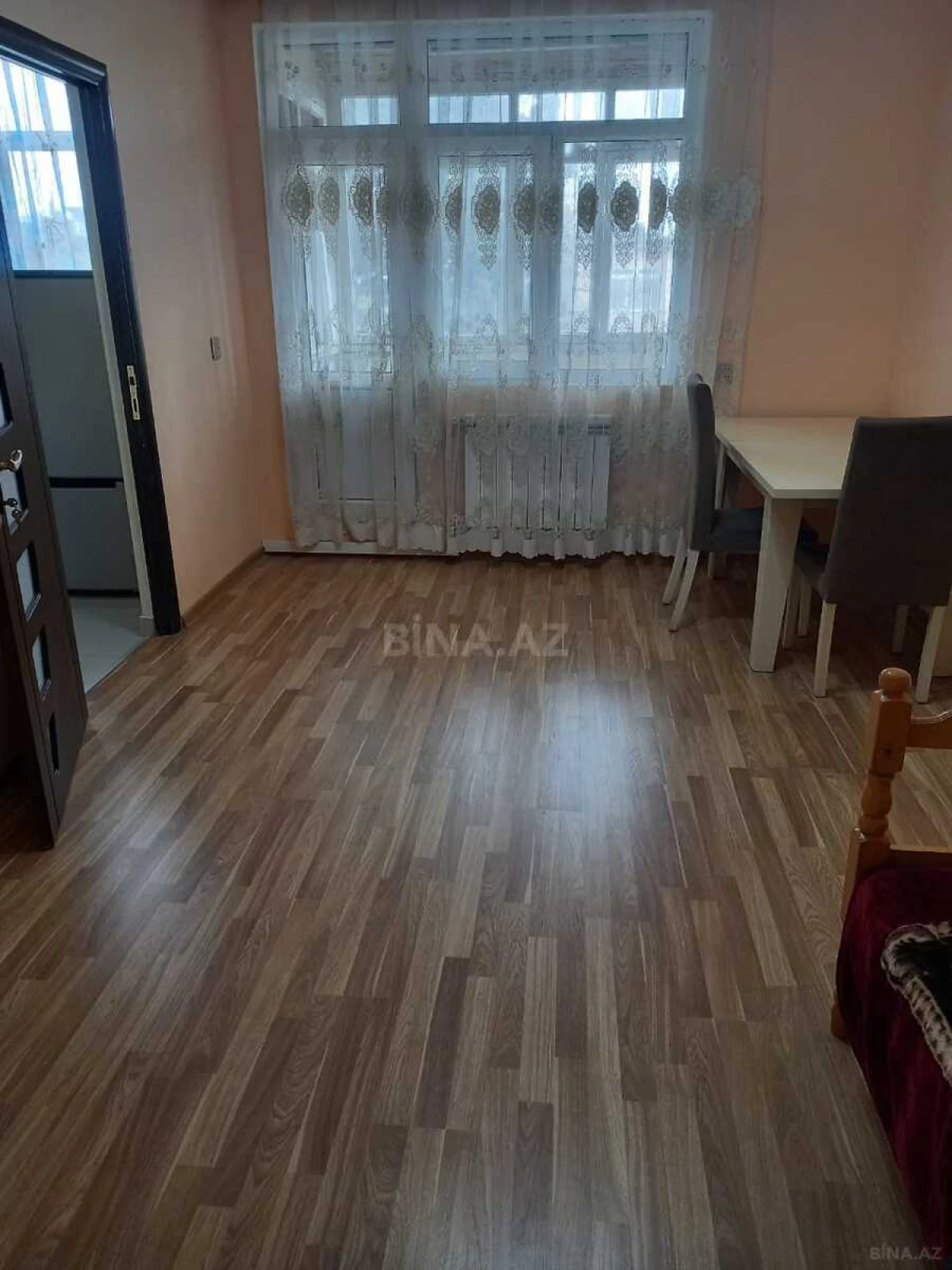Kirayə verilir 2 otaqlı mənzil 45 m²