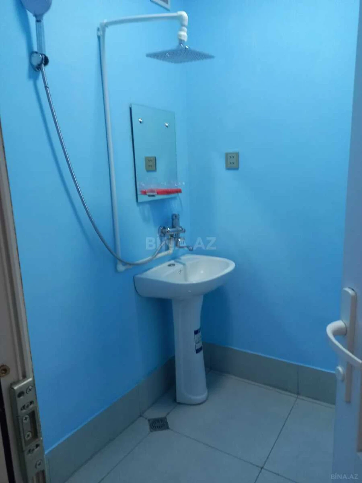 Kirayə verilir 2 otaqlı mənzil 45 m²