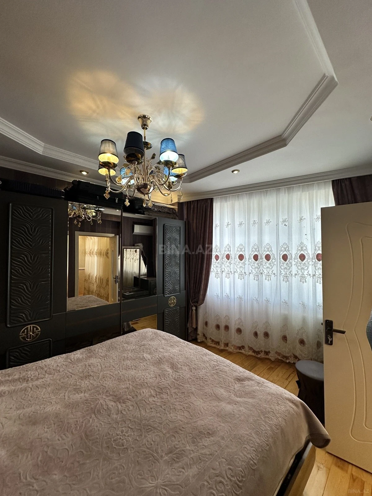 Satılır 3 otaqlı mənzil 76 m²