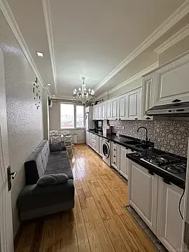 Satılır 3 otaqlı mənzil 76 m² — Bakı, İnşaatçılar 3 otaq 76.00 m²