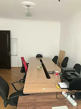Kirayə verilir 3 otaqlı ofis 150 m²