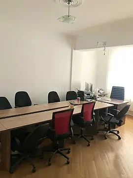 Kirayə verilir 3 otaqlı ofis 150 m² — Bakı 3 otaq 150.00 m²