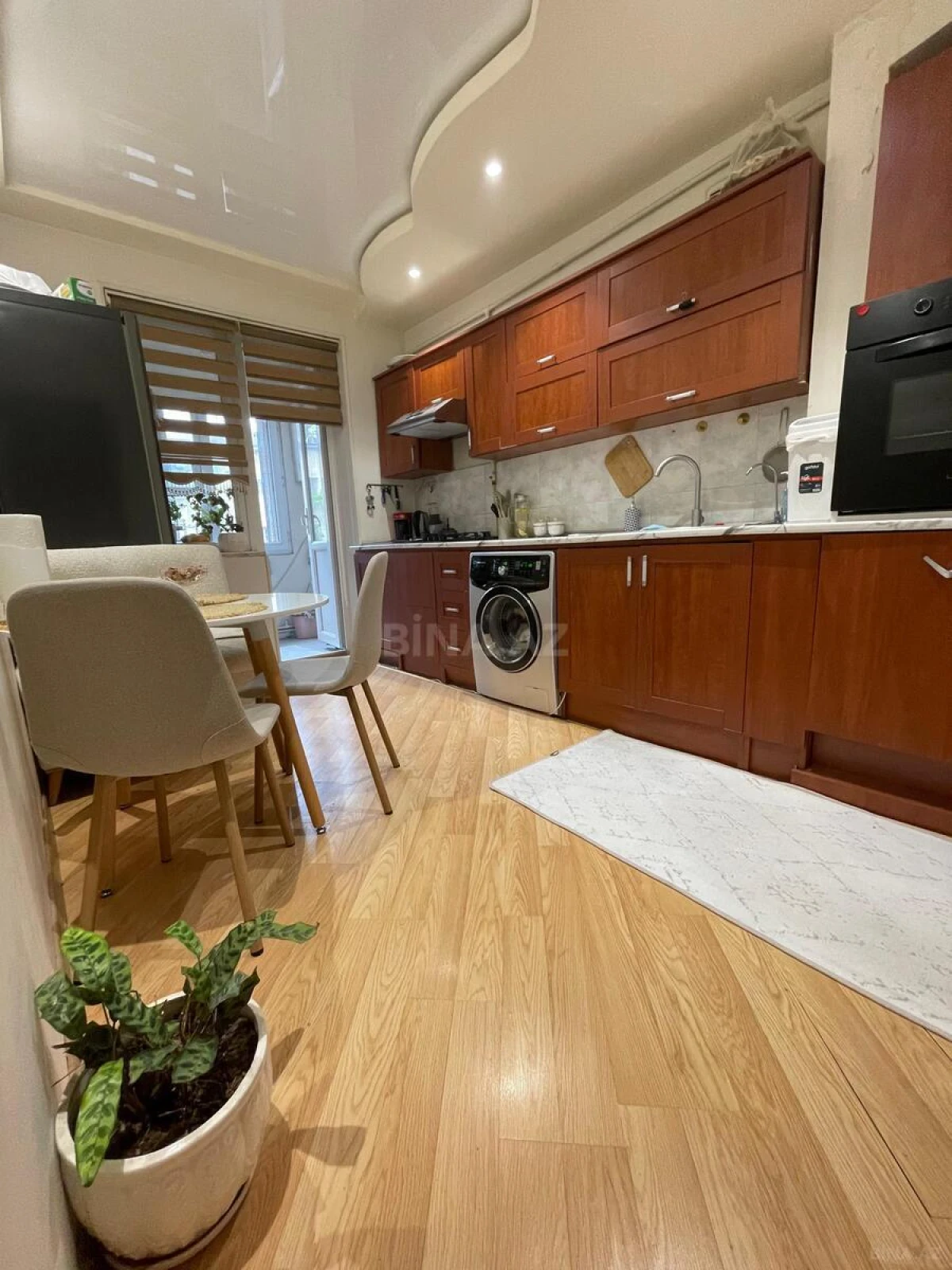 Kirayə verilir 2 otaqlı mənzil 65 m²