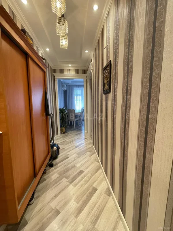 Kirayə verilir 2 otaqlı mənzil 65 m²