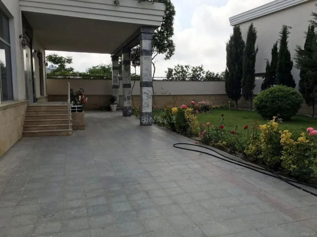 Kirayə verilir 6 otaqlı həyət evi 280 m²