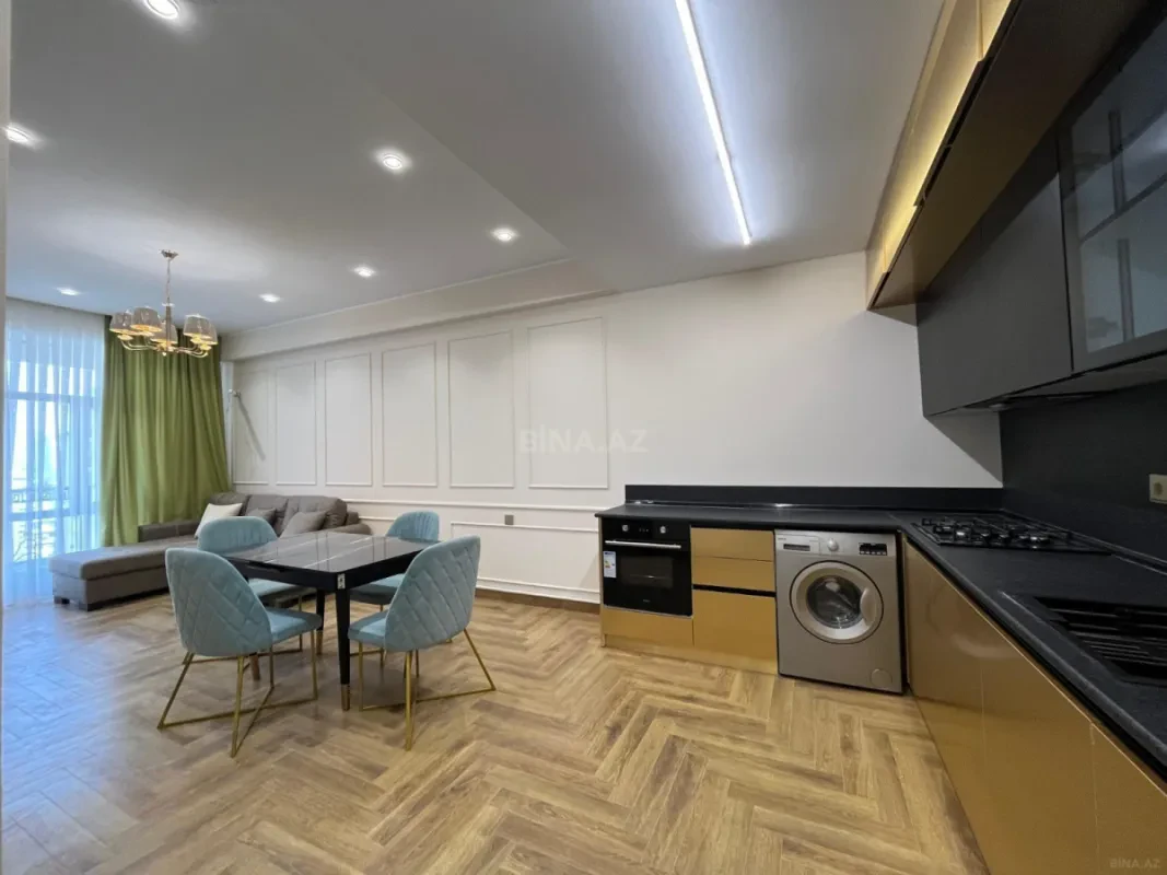 Kirayə verilir 3 otaqlı mənzil 121 m²