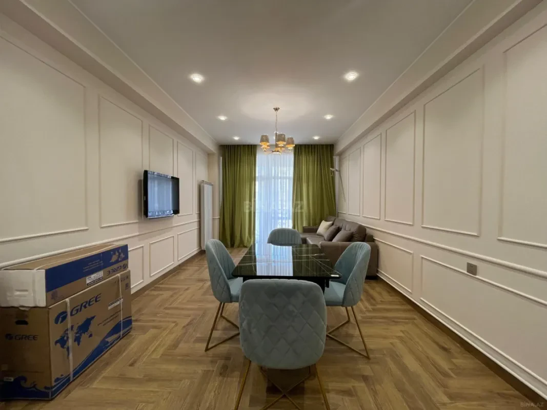 Kirayə verilir 3 otaqlı mənzil 121 m²
