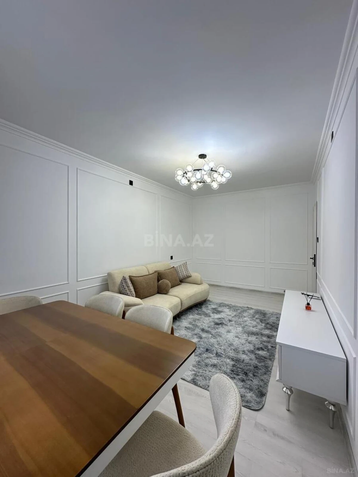 Satılır 2 otaqlı mənzil 65 m²