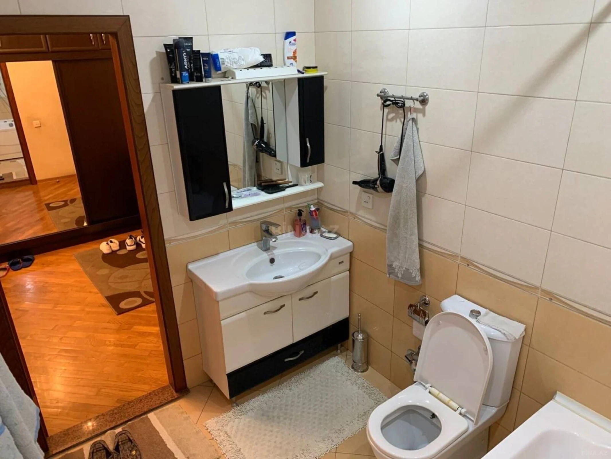 Satılır 3 otaqlı mənzil 118 m²