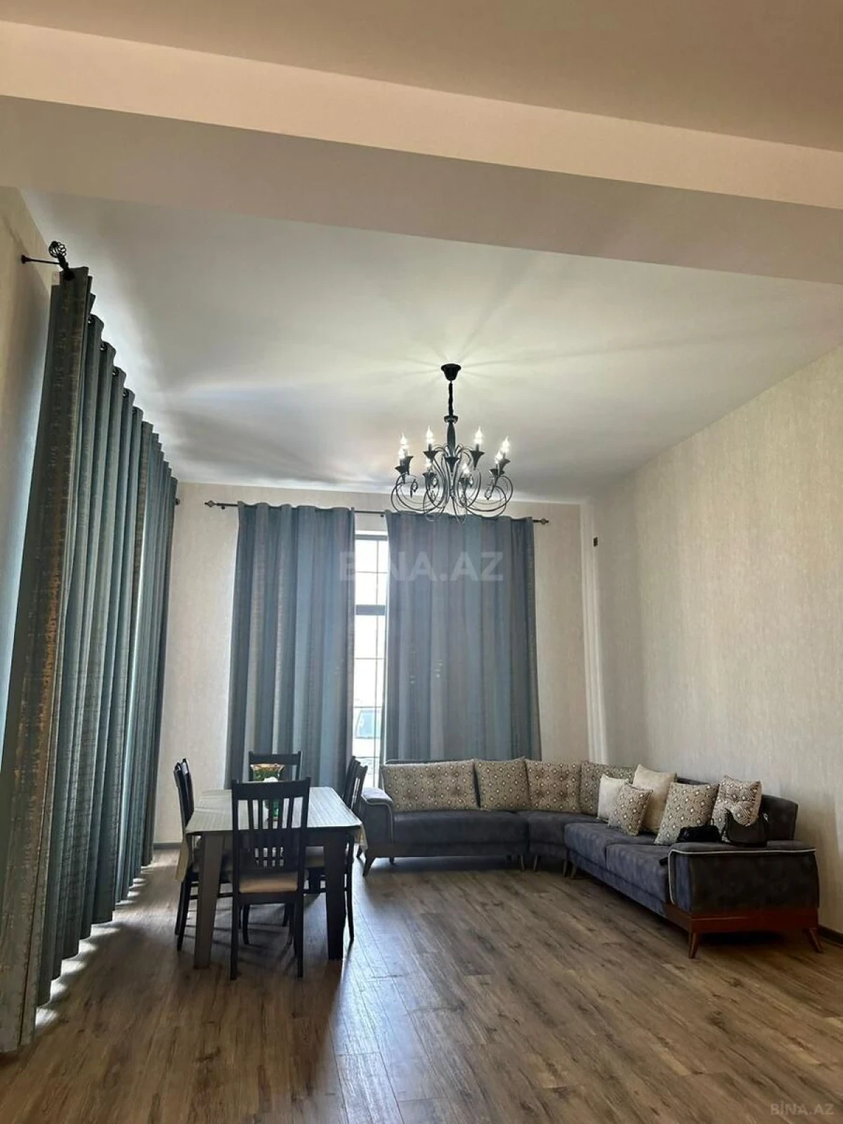 Kirayə verilir 5 otaqlı həyət evi 250 m²