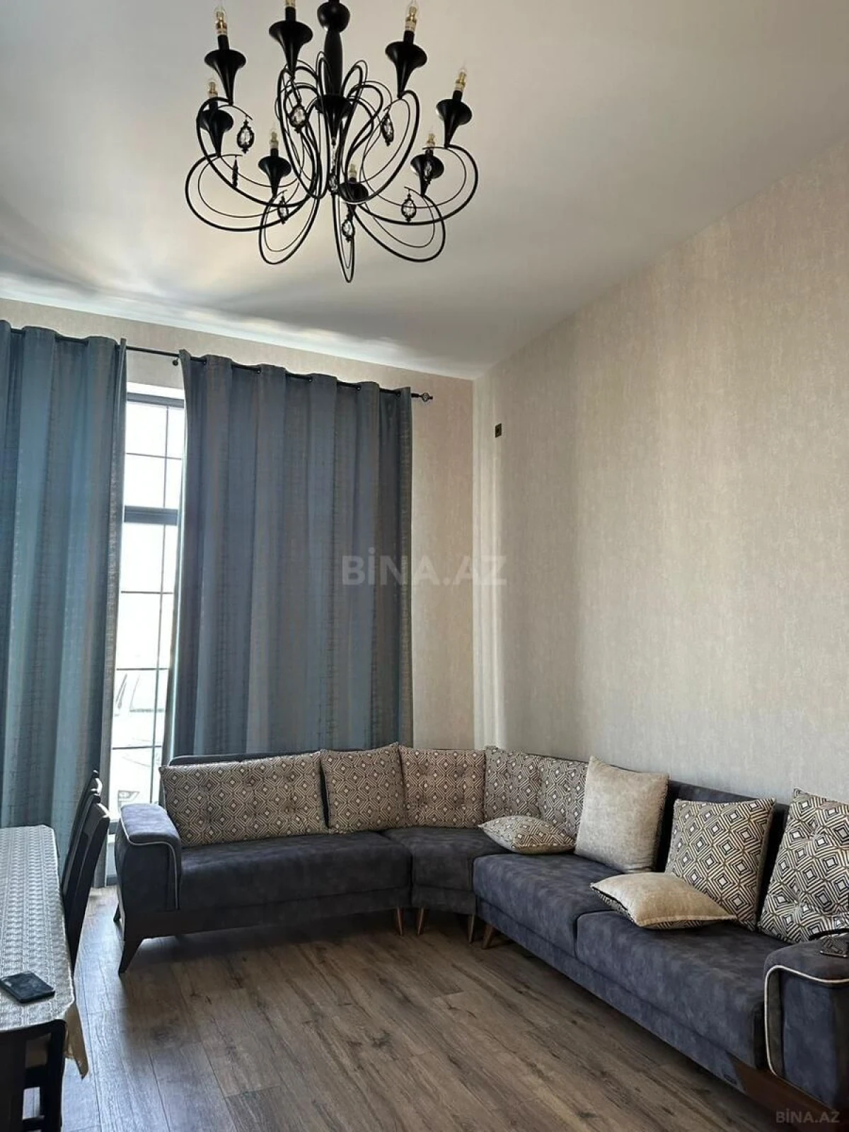 Kirayə verilir 5 otaqlı həyət evi 250 m²