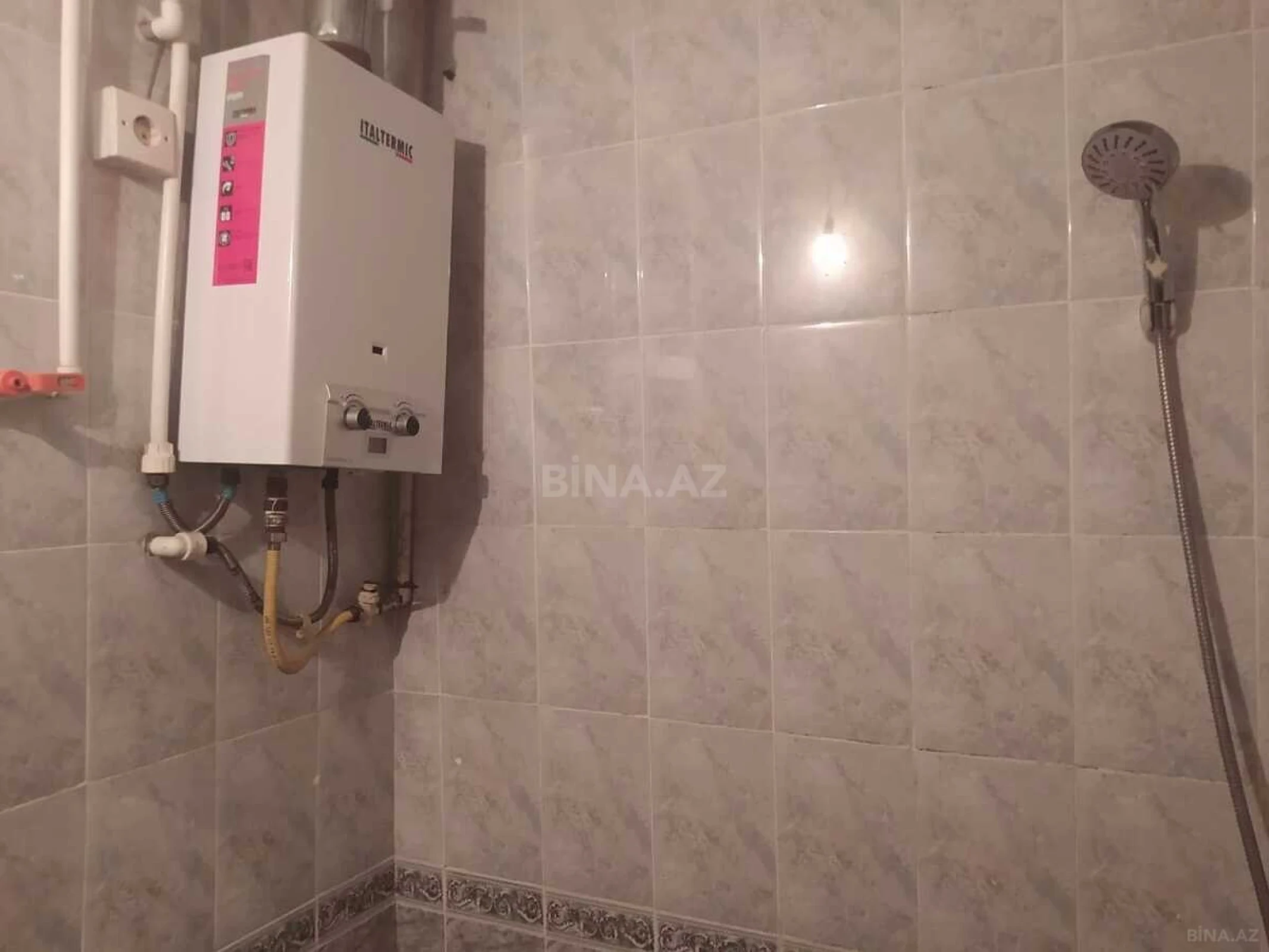 Satılır 3 otaqlı mənzil 90 m²