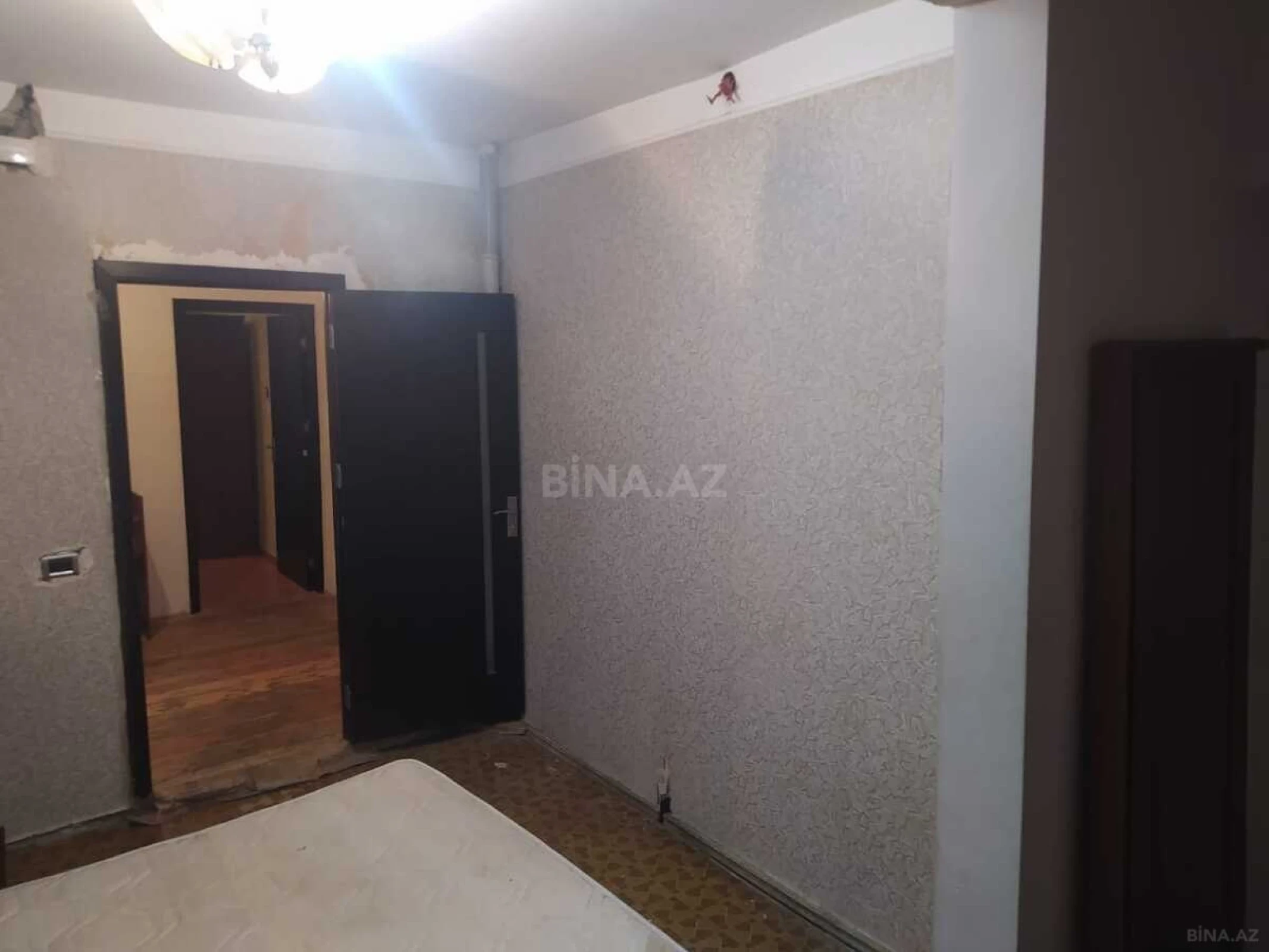 Satılır 3 otaqlı mənzil 90 m²