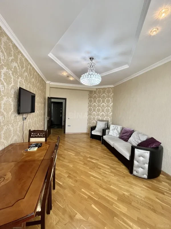 Kirayə verilir 3 otaqlı mənzil 90 m²
